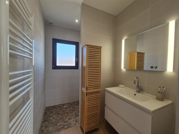 Maison plain pied 5 pièces 150m2