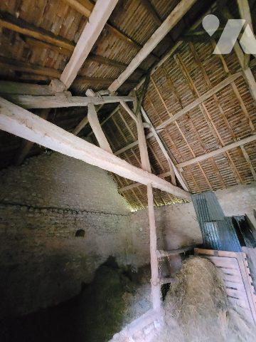 Pavillon sur sous/sol et dépendances