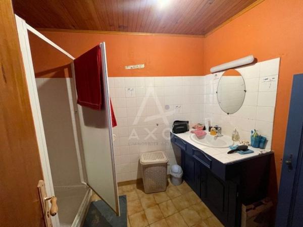 MAISON DE VILLAGE R+2 90m² HABITABLES CAVE TERRASSE TROPEZIENNE