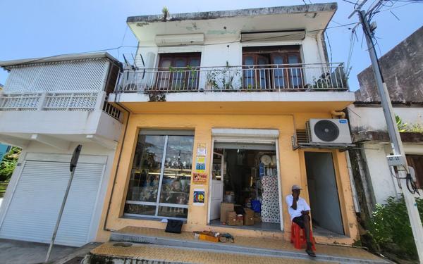 Appartement à vendre    3 pièces • 97 m2 Capesterre-Belle-Eau