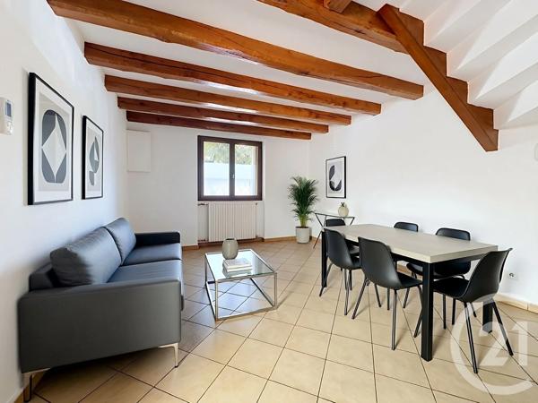 Maison à vendre  4 pièces - 81,87 m 2   ST MAUR DES FOSSES  - 94
