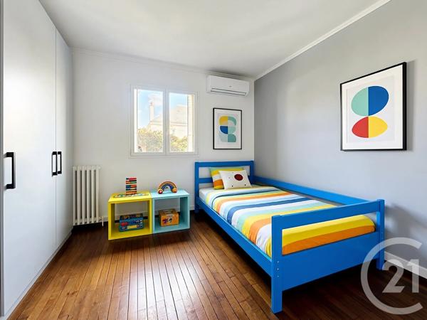 Maison à vendre  4 pièces - 81,87 m 2   ST MAUR DES FOSSES  - 94