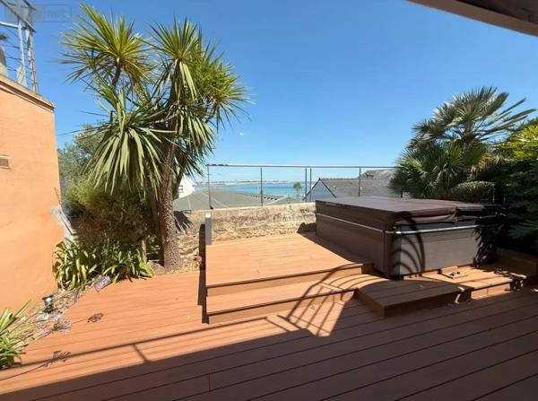 Achat - Maison Larmor-Plage 56260 4 pièces 140 m 2 167 m 2