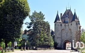 Immeuble à vendre 200 m² Villeneuve-sur-Yonne