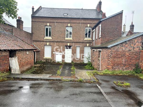 Location immeuble de Bureaux St Just en Chaussée.