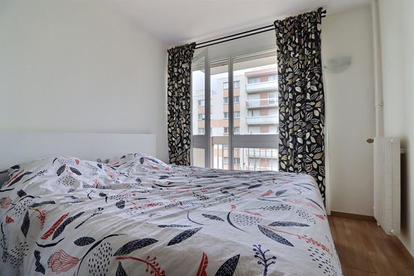 Appartement Taverny 4 pièce(s) 84.61 m2 + cave + Place de parking
