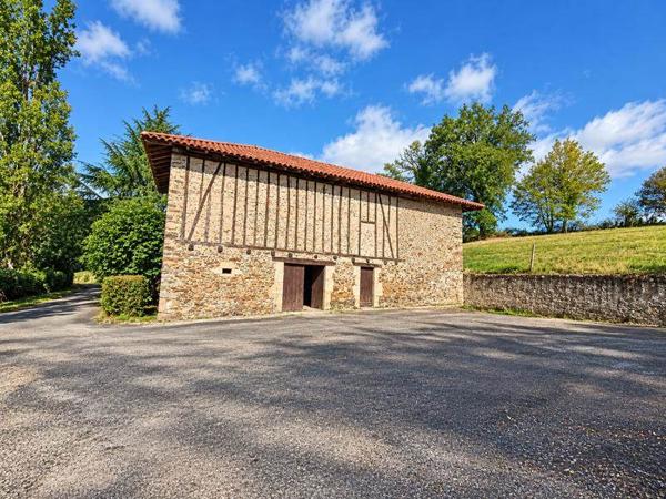 Maison à vendre 171 359 € Maurs 4 p 91 m² DPE E