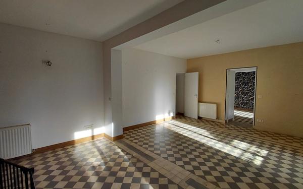 Maison à vendre    6 pièces •  Souppes-sur-Loing