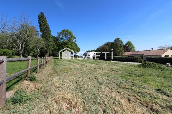 TERRAIN A BATIR / 2060 m².