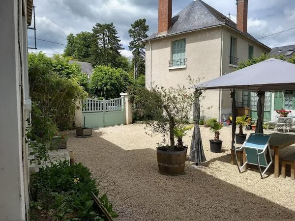 Maison 29 pièces - 590 m²