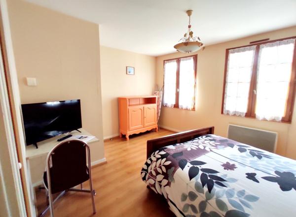 Maison 29 pièces - 590 m²