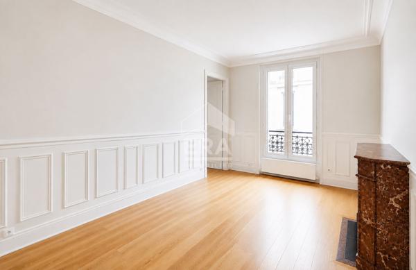 2 pièces  42 m² avec cheminée Paris 14! Plaisance-Pernety