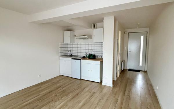 Appartement à vendre    1 pièce • 24,06 m2 Paray-Vieille-Poste
