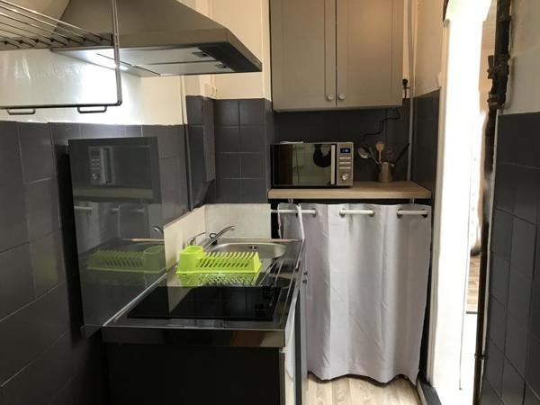 Appartement à vendre |  Paris 18 |  1 pièce | 18 m²
