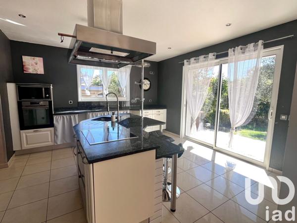 Maison à vendre 7 pièces 196 m² Tarbes