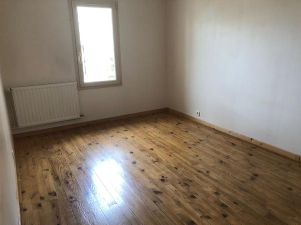 Maison Saint Maixent L Ecole 5 pièce(s) 103 m2