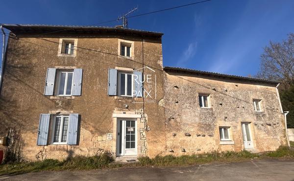 79260 LA CRECHE Maison La Creche - 180 m2