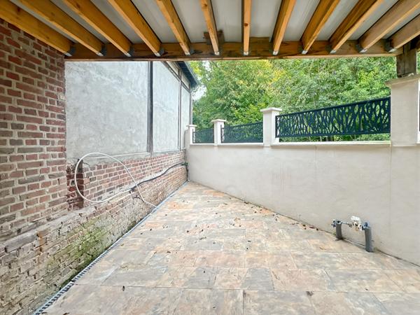 Maison MEUBLÉ 5 pièce(s) 121 m2