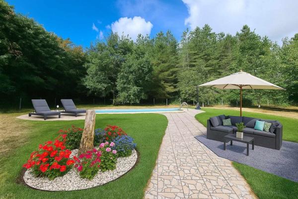 Maison plein pied avec piscine