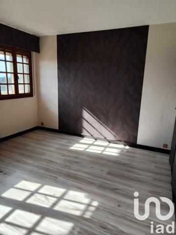 Maison 8 pièces de 364 m² à Châtenoy-en-Bresse (71380)