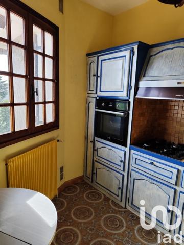 Maison 8 pièces de 364 m² à Châtenoy-en-Bresse (71380)