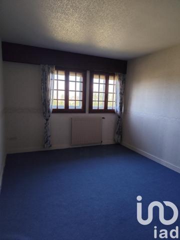 Maison 8 pièces de 364 m² à Châtenoy-en-Bresse (71380)