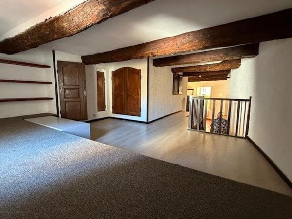 Charmant duplex avec mezzanine – Centre historique d’Aix-en-Provence