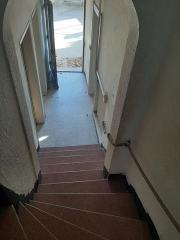 Camaret-sur-Aigues (84850) Exclusivité :à Camaret sur aigues au coeur du village – Maison avec dépendances et terrain arboré