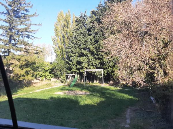 Camaret-sur-Aigues (84850) Exclusivité :à Camaret sur aigues au coeur du village – Maison avec dépendances et terrain arboré