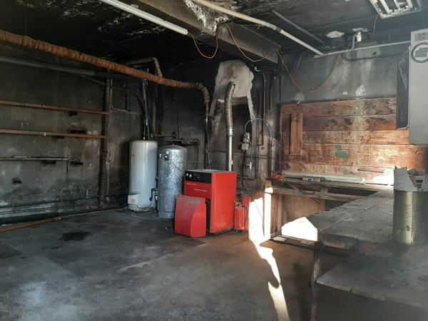 Camaret-sur-Aigues (84850) Exclusivité :à Camaret sur aigues au coeur du village – Maison avec dépendances et terrain arboré