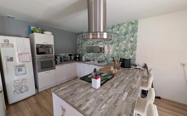 Maison à vendre    4 pièces •  Vedène