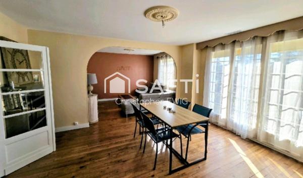 MAISON FAMILIALE RENOVEE – 154 M² – 4 CHAMBRES – TERRAIN CONSTRUCTIBLE 2 400 M² – SAINT-LAURENT-DES-VIGNES