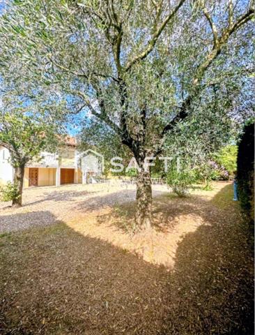 MAISON FAMILIALE RENOVEE – 154 M² – 4 CHAMBRES – TERRAIN CONSTRUCTIBLE 2 400 M² – SAINT-LAURENT-DES-VIGNES