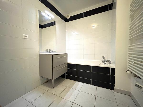 T3 Toulouse Lardenne avec une grande terrasse