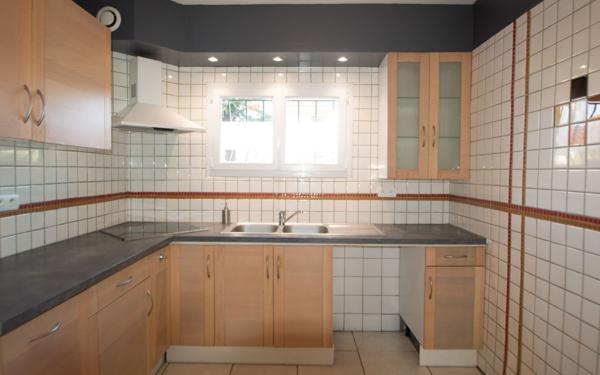 Maison à louer    5 pièces • 134 m2 Pau