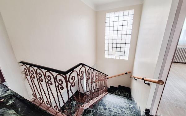 Maison à louer    5 pièces • 134 m2 Pau