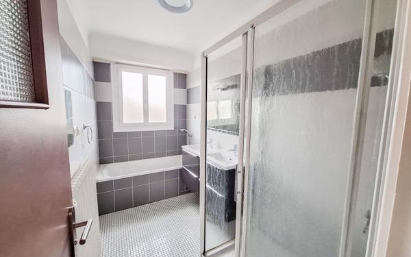 Maison à louer    5 pièces • 134 m2 Pau