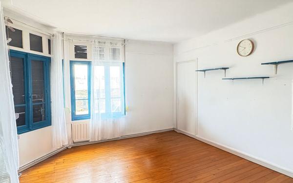 Maison à vendre    5 pièces •  Saint-Quentin