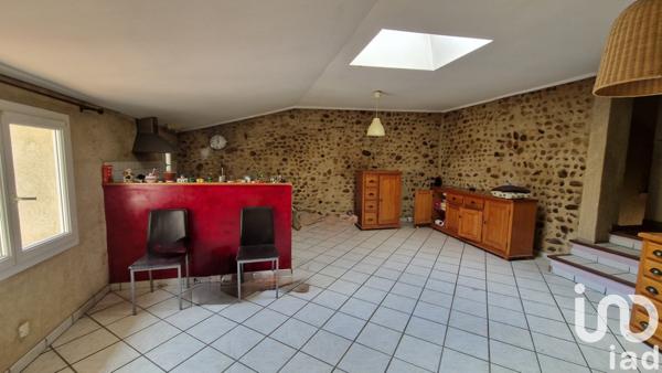 Maison de village 3 pièces de 74 m² à Valensole (04210)