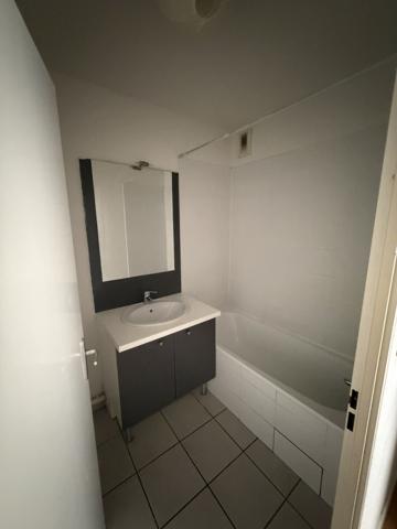 31200 Toulouse Vente appartement 40.08 m 2 habitable - 2 Pièces - 1 Chambre - 120 000 € F.A.I (**) / Réference: M1453