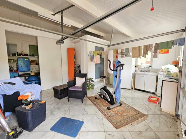 Villeneuve-sur-Lot (47300) Élégante propriété avec maison 200m², longère et dépendances avec piscine et grand parc 4000 m²