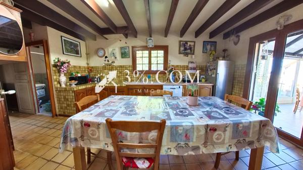 Maison
                                                                                                                                                                                                                                                                                                                        7 pièce(s)                                                                                                                                                                                                          6 chambre(s)                                                                                                                                                                                                          186.5  m²