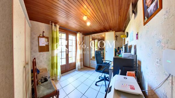 Maison
                                                                                                                                                                                                                                                                                                                        7 pièce(s)                                                                                                                                                                                                          6 chambre(s)                                                                                                                                                                                                          186.5  m²