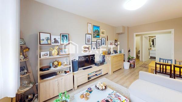 APPARTEMENT AU CALME, UNE CHAMBRE, PLACE DE PARKING, CAVE, BALCON