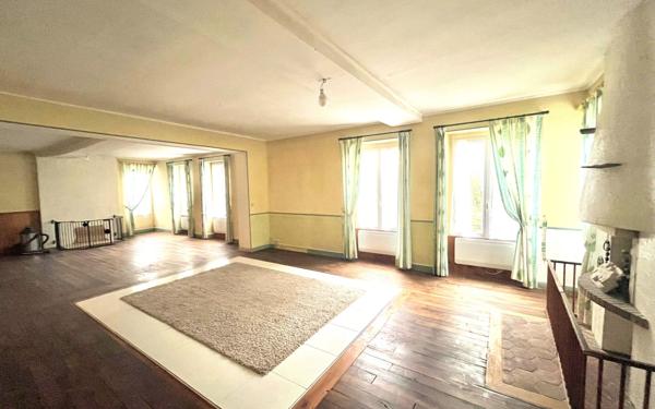 Maison à vendre    4 pièces • 133,92 m2 Nemours