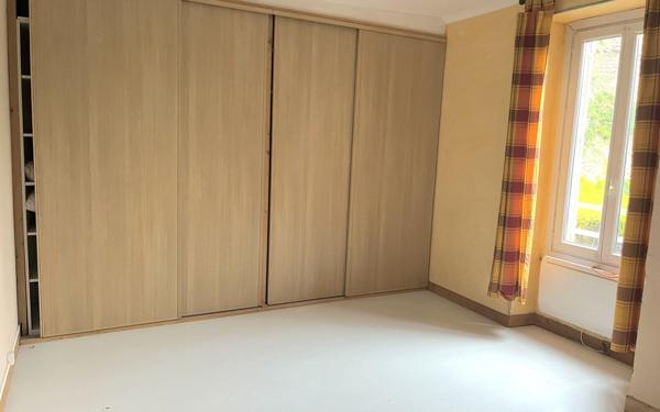 Maison à vendre    4 pièces • 133,92 m2 Nemours