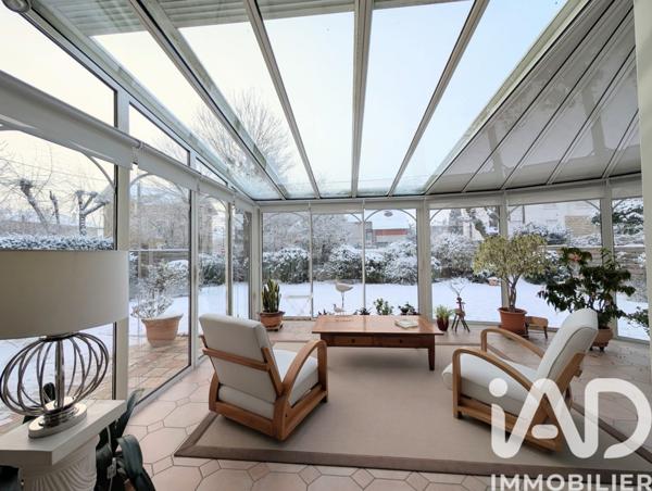 Maison à vendre 8 pièces 237 m² Le Chesnay-Rocquencourt