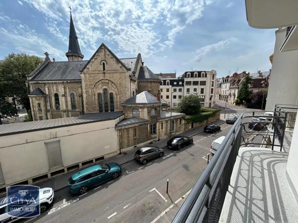Appartement à louer 3 pièces 80m² Dijon (21000)