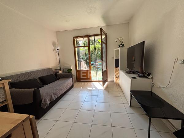 Charmant studio avec coin nuit  en rez-de-jardin dans un cadre privilégié