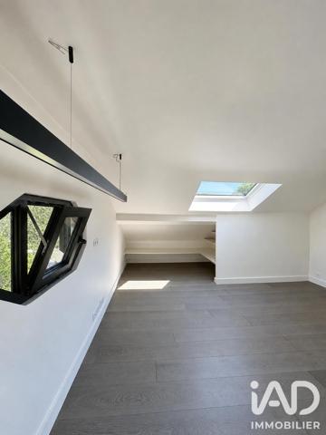 Maison à vendre 8 pièces 400 m² Bougival